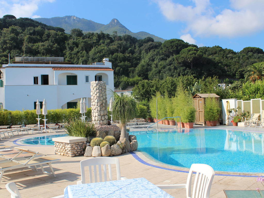Hotel L'Approdo Casamicciola Terme Exterior foto